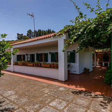 La Casita De Don Enrique Vega de San Mateo