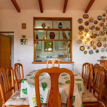 La Casita De Don Enrique * Vega de San Mateo